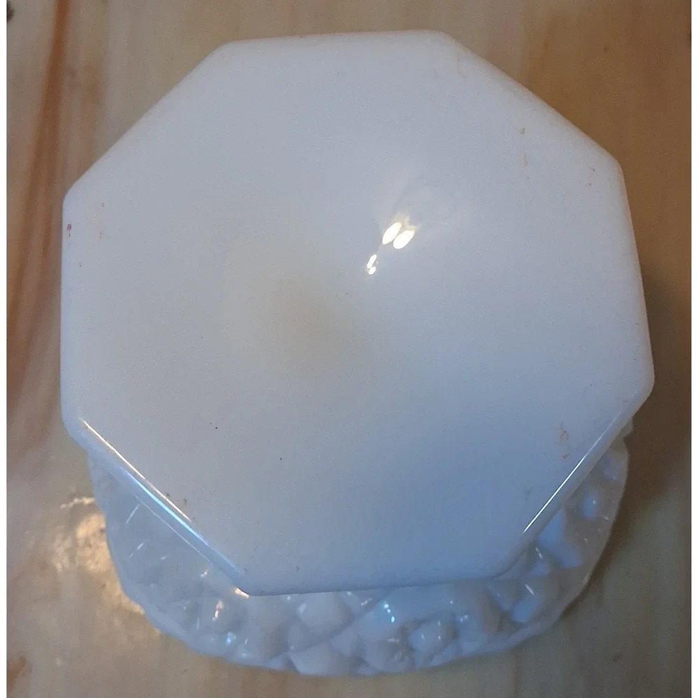 N/A vintage milk